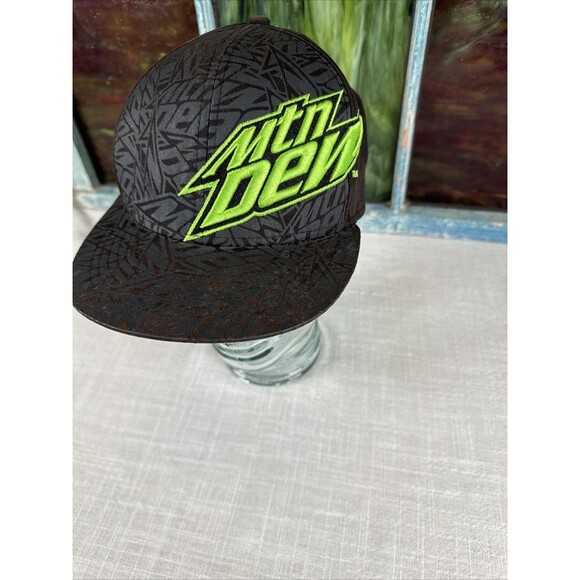 Mountain Dew Hat Cap Embroidered Logo Black Gray Green 2012 *Signed* - Picture 2 of 14